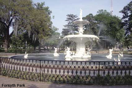 Fountain in Forsyth Park, Savannah, GA, USA Fountain in Forsyth Park, Savannah, GA, USA