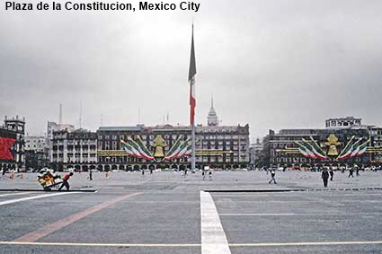 Plaza de la Constitucion, Mexico City, Mexico Plaza de la Constitucion, Mexico City, Mexico