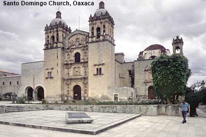 Santo Domingo Church, Oaxaca, Mexico Santo Domingo Church, Oaxaca, Mexico