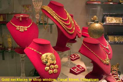 Gold necklaces in jewellery shop, Canal Street, Chinatown, New York, NY, USA