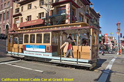  California Street Cable Car at Grant Street, San Francisco, CA, USA