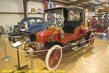 Stanley Steamer Model 63 (1912), Boothbay Railway Village, ME, USA